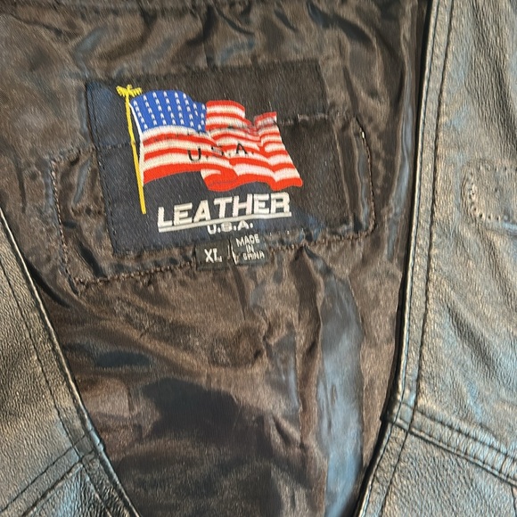 LEATHER MOTORCYCLE VEST AMERICAN FLAG BACK APPLIQUE & PATCH CL - Picture 3 of 5